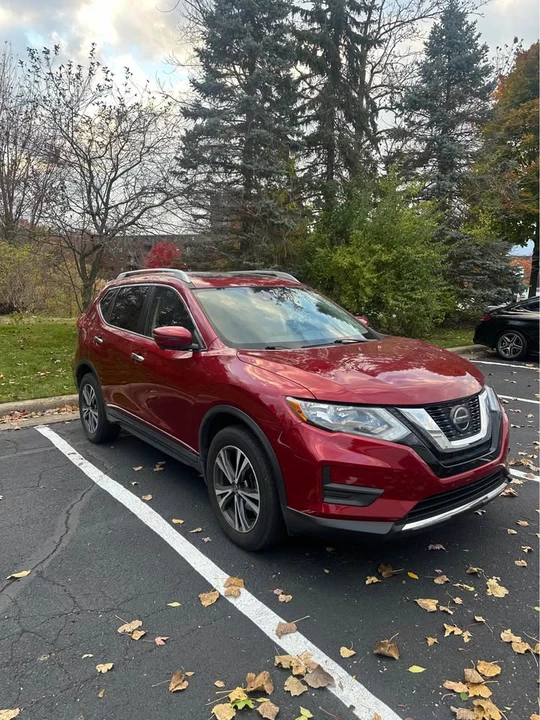 2019 Nissan Rogue - Image 9 of 20
