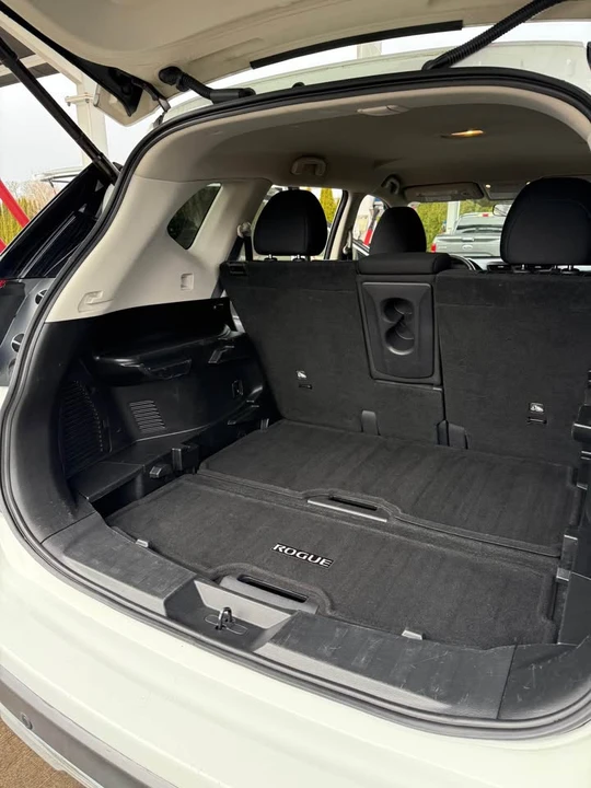 2019 Nissan Rogue - Image 6 of 6