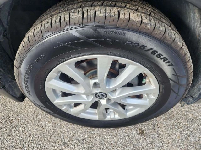2019 Nissan Rogue - Image 14 of 21