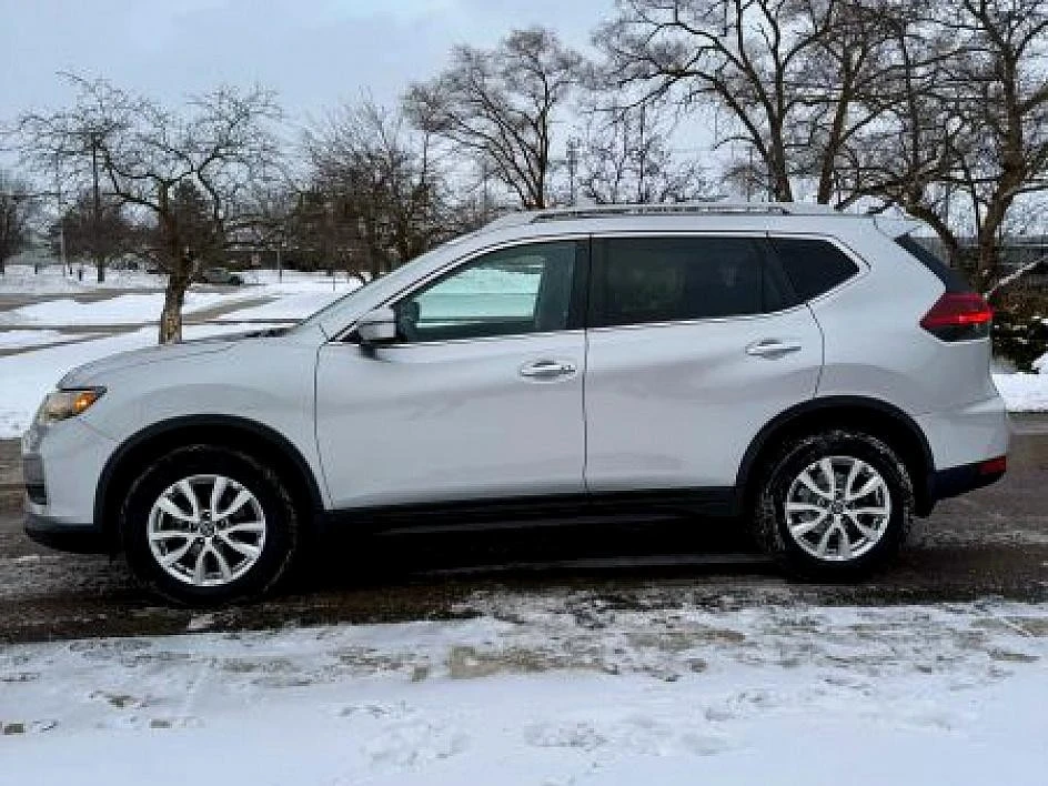 2019 Nissan Rogue - Image 4 of 21