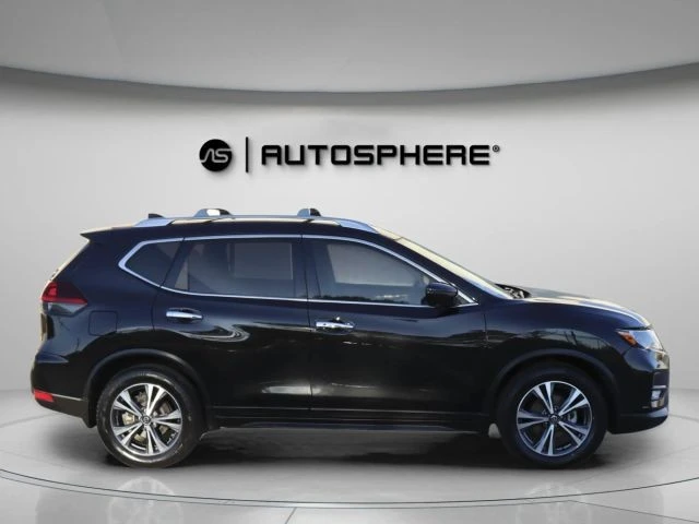 2019 Nissan Rogue - Image 11 of 21
