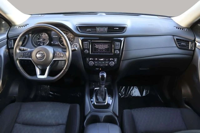 2019 Nissan Rogue - Image 19 of 21