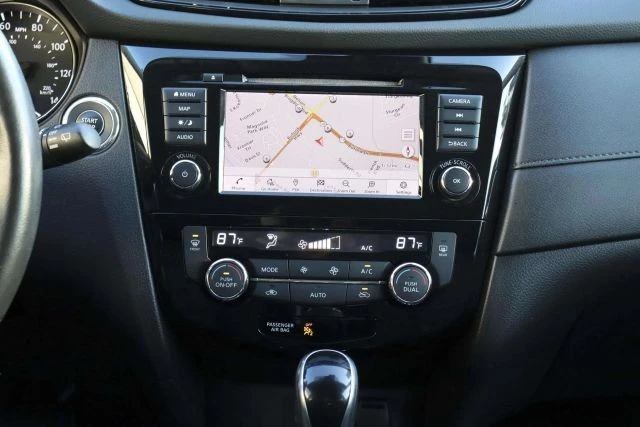 2019 Nissan Rogue - Image 20 of 21