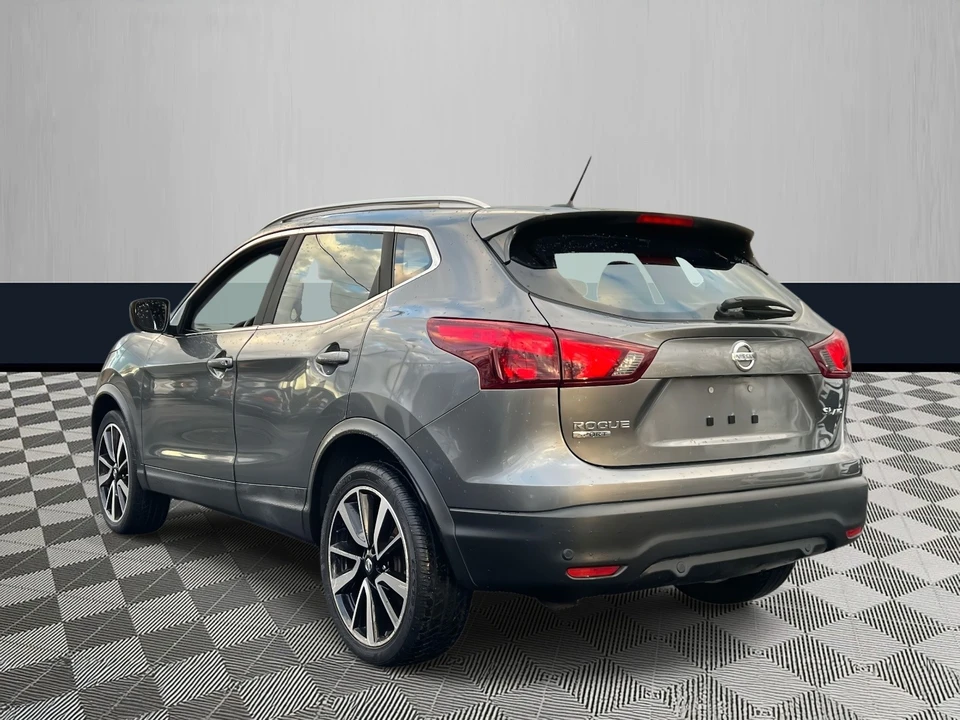 2019 Nissan Rogue - Image 4 of 21