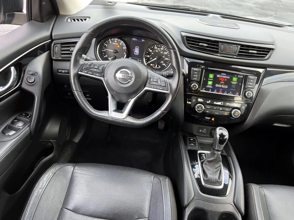 2019 Nissan Rogue - Image 14 of 21