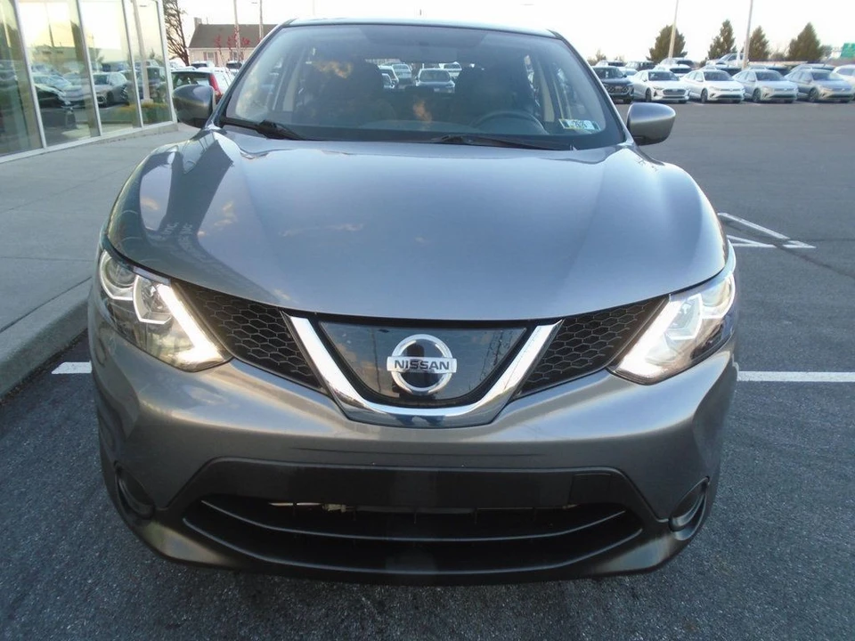 2019 Nissan Rogue - Image 9 of 12