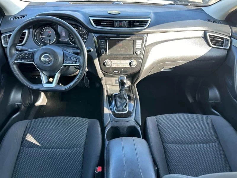 2019 Nissan Rogue - Image 11 of 12
