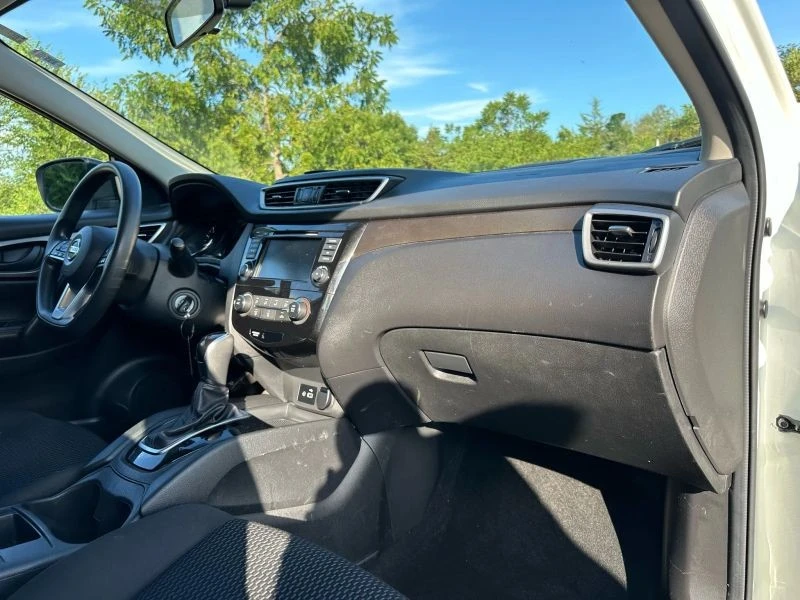 2019 Nissan Rogue - Image 12 of 12