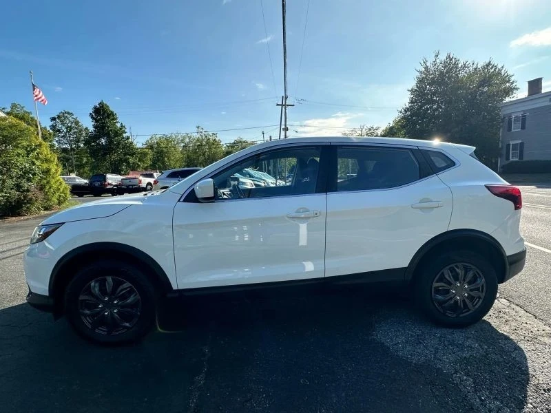 2019 Nissan Rogue - Image 8 of 12