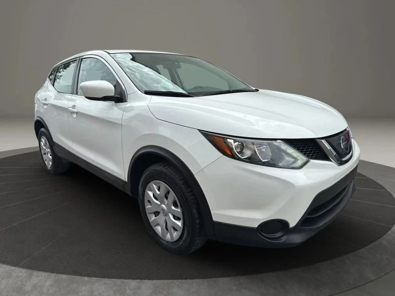 2019 Nissan Rogue - Image 3 of 12