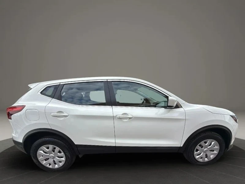 2019 Nissan Rogue - Image 4 of 12