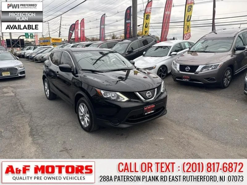 2019 Nissan Rogue - Image 8 of 12