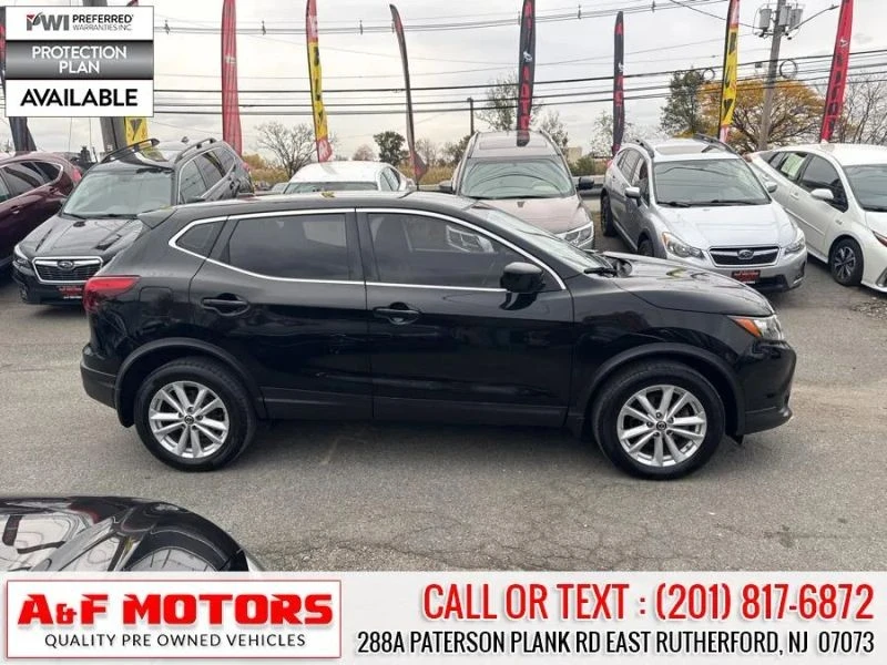 2019 Nissan Rogue - Image 9 of 12