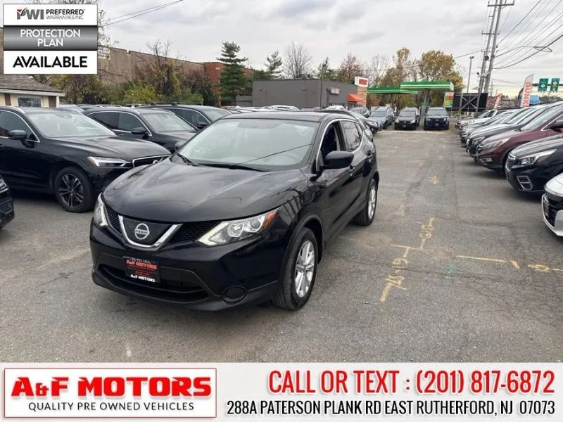 2019 Nissan Rogue - Image 2 of 12
