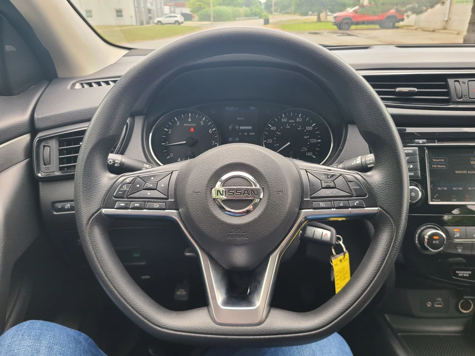 2019 Nissan Rogue - Image 24 of 26