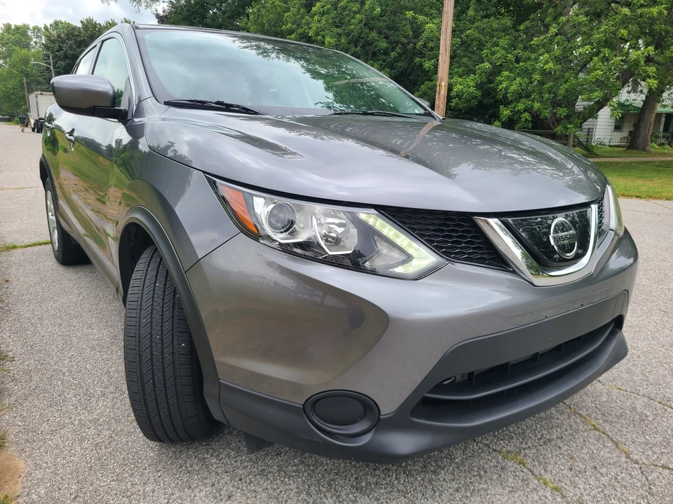 2019 Nissan Rogue - Image 7 of 26