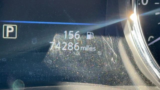 2019 Nissan Rogue - Image 11 of 16