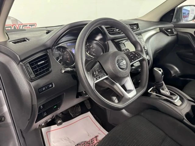2019 Nissan Rogue - Image 10 of 12