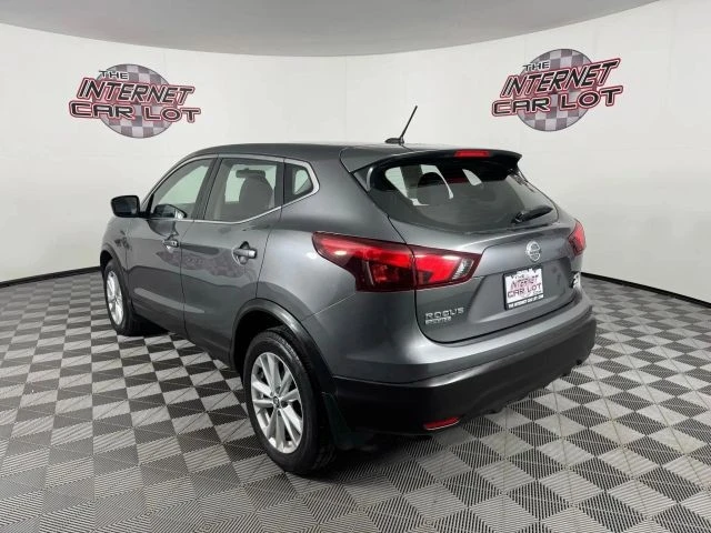 2019 Nissan Rogue - Image 5 of 12