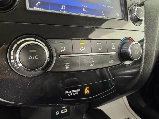 2019 Nissan Rogue - Image 19 of 21