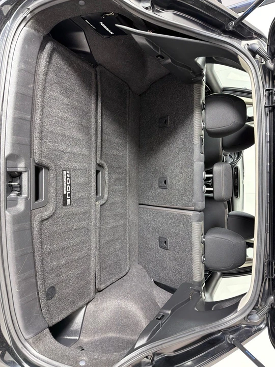 2019 Nissan Rogue - Image 19 of 21