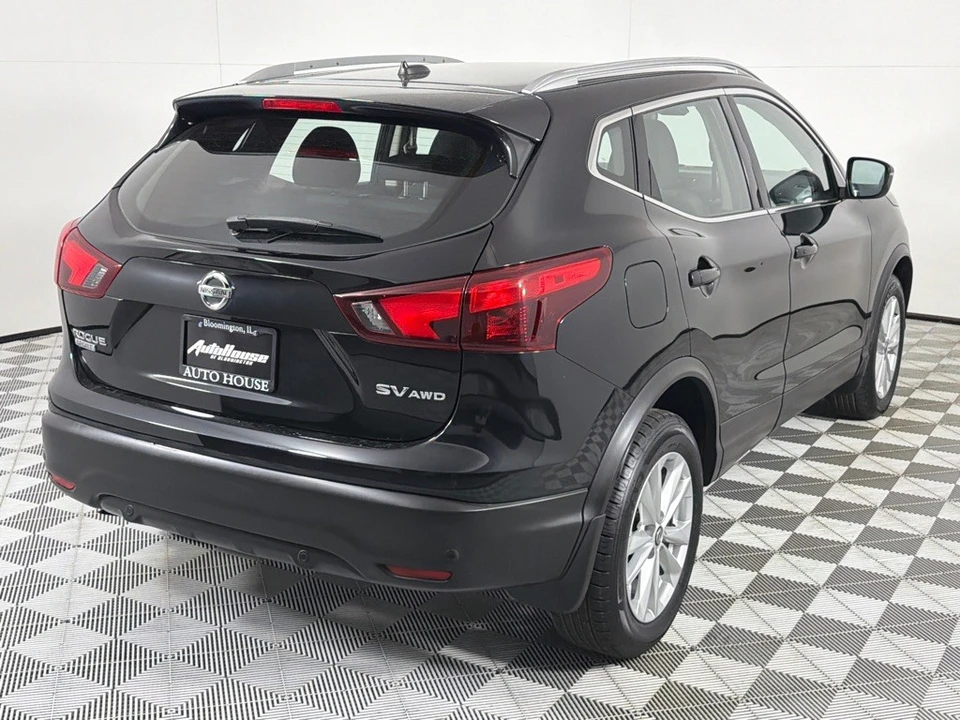 2019 Nissan Rogue - Image 5 of 21