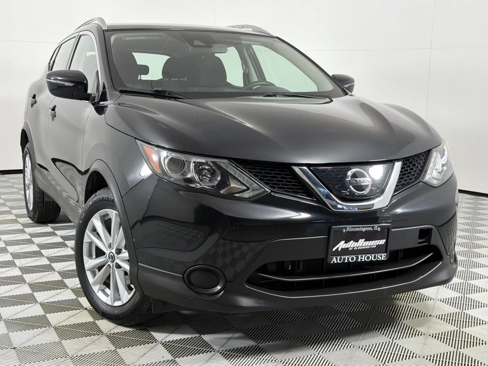 2019 Nissan Rogue - Image 2 of 21