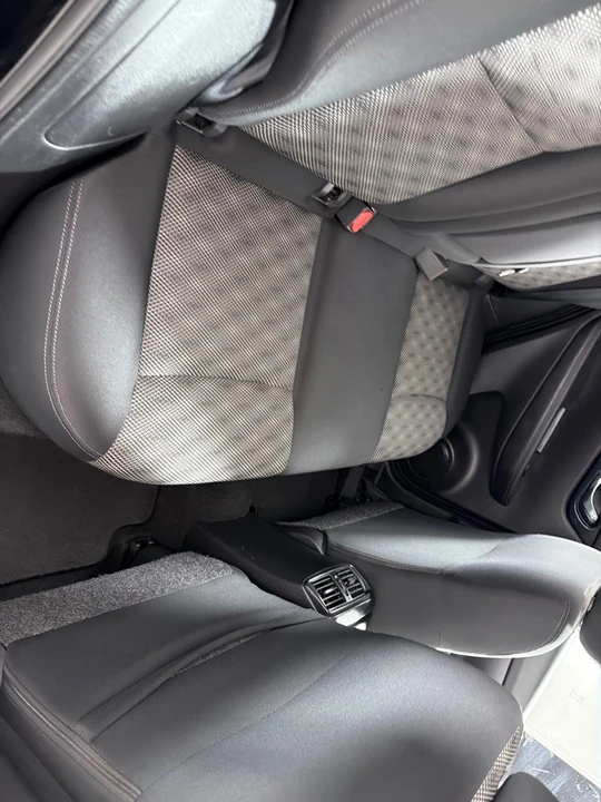 2019 Nissan Rogue - Image 20 of 21
