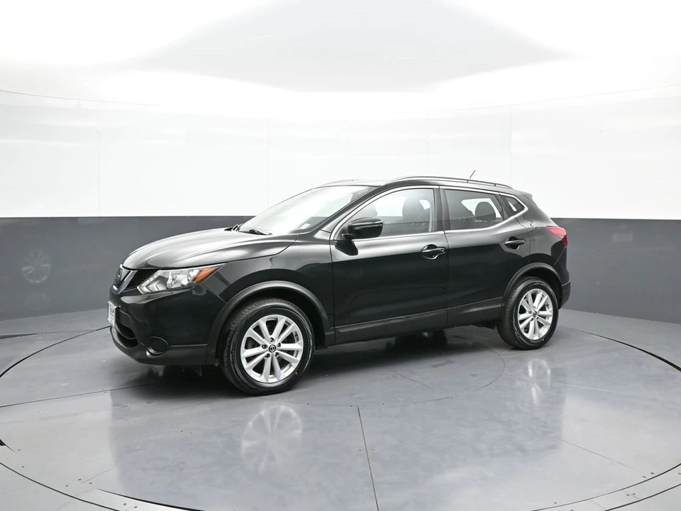 2019 Nissan Rogue - Image 10 of 12