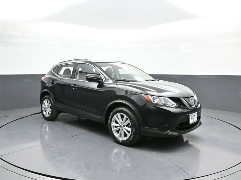 2019 Nissan Rogue - Image 4 of 12