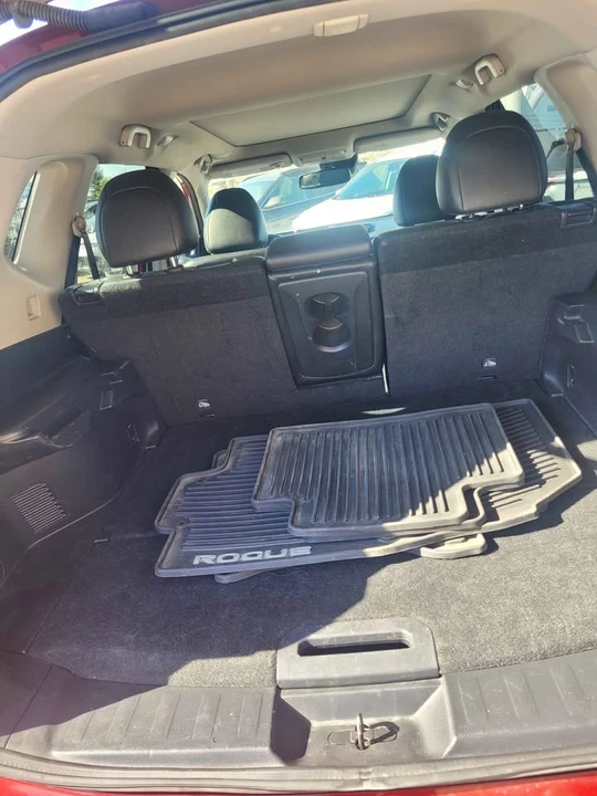 2019 Nissan Rogue - Image 15 of 16