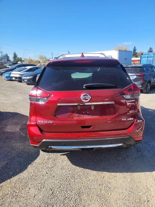 2019 Nissan Rogue - Image 4 of 16