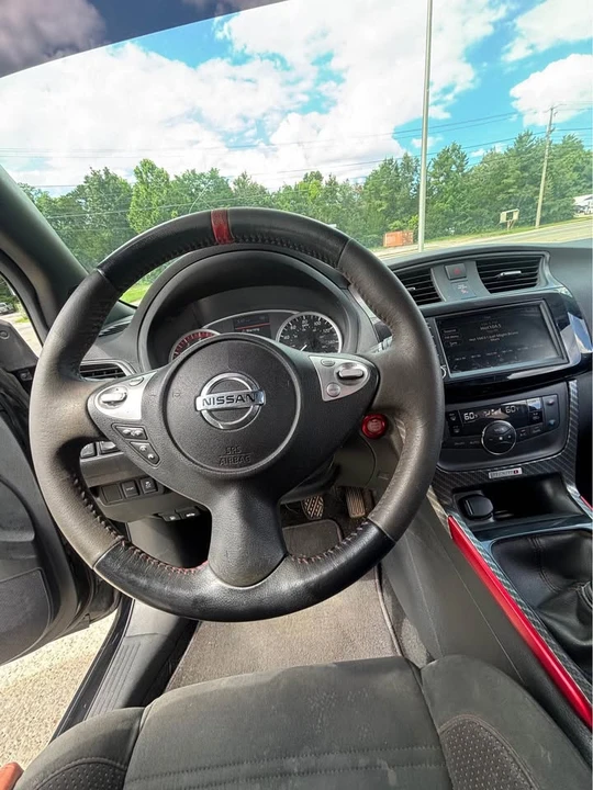 2019 Nissan Sentra 7th Gen - Image 10 of 15