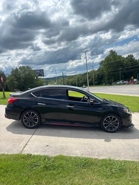 2019 Nissan Sentra 7th Gen - Image 9 of 15