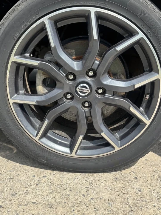 2019 Nissan Sentra 7th Gen - Image 8 of 15