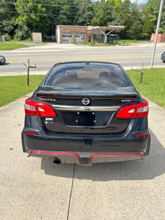 2019 Nissan Sentra 7th Gen - Image 4 of 15