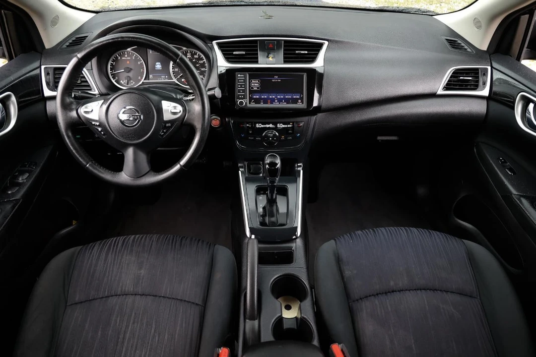 2019 Nissan Sentra 7th Gen - Image 2 of 21
