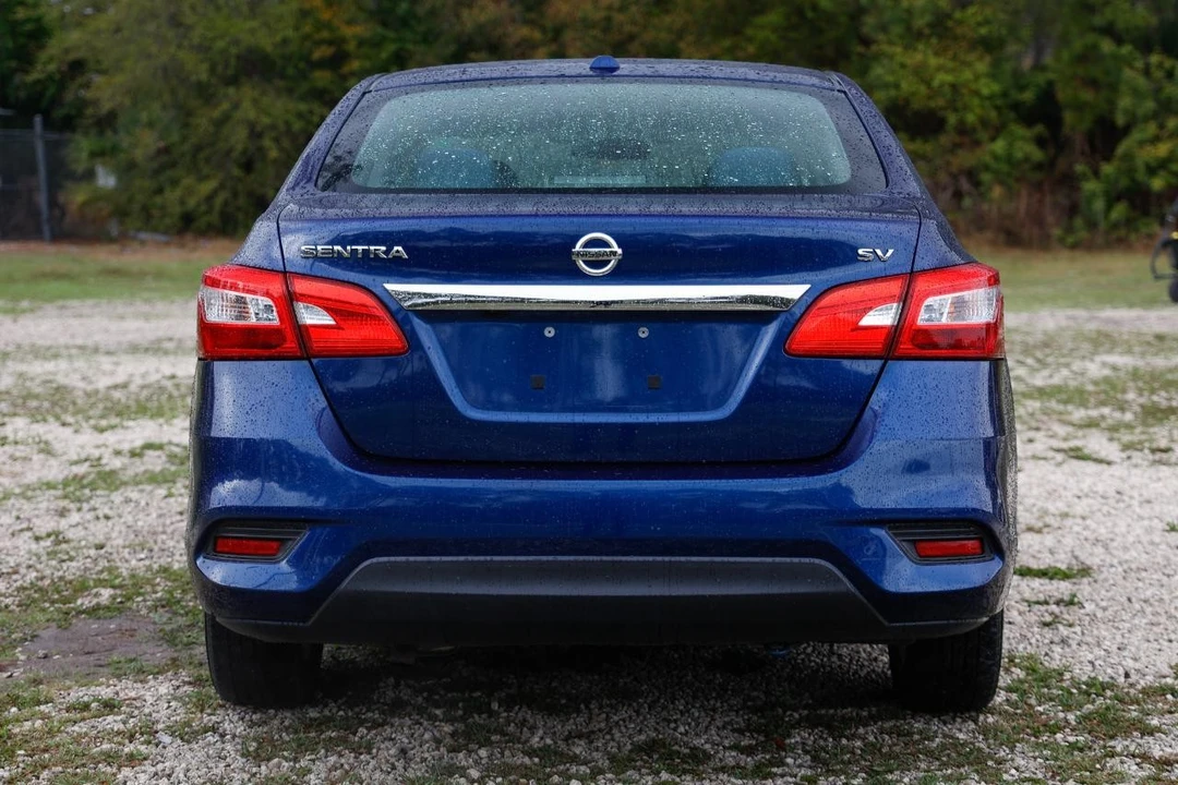 2019 Nissan Sentra 7th Gen - Image 9 of 21
