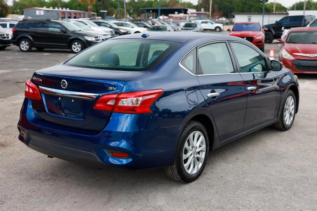 2019 Nissan Sentra 7th Gen - Image 11 of 21