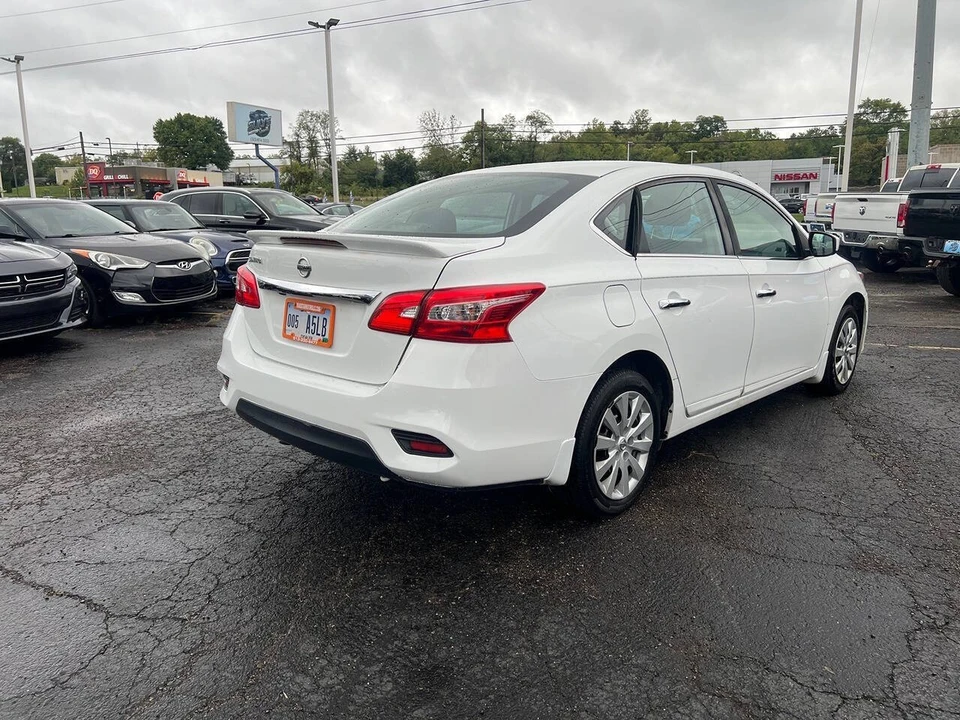 2019 Nissan Sentra 7th Gen - Image 6 of 10