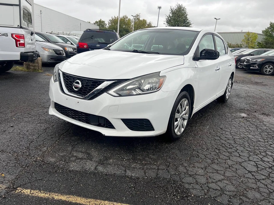 2019 Nissan Sentra 7th Gen - Image 4 of 10