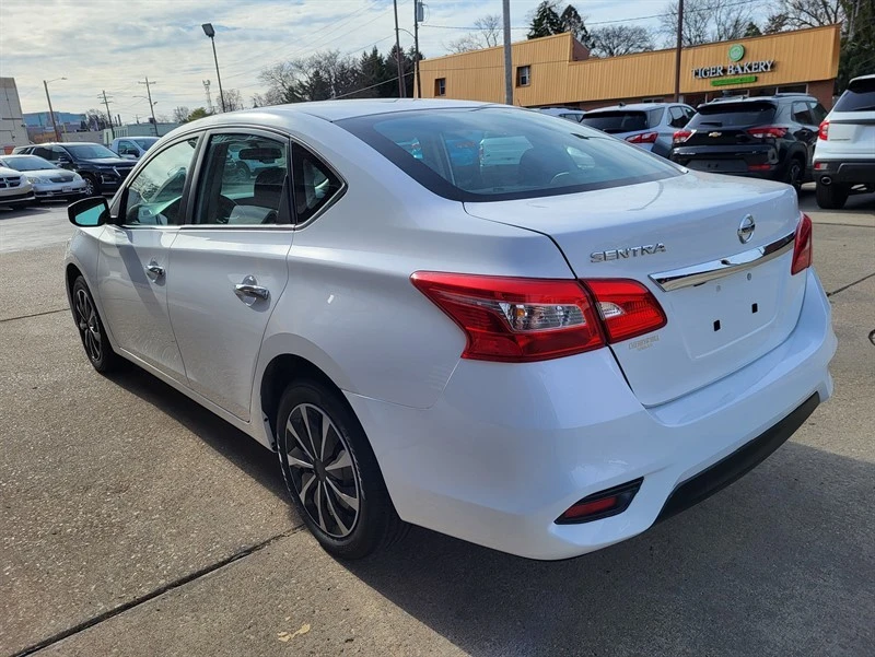 2019 Nissan Sentra 7th Gen - Image 3 of 16