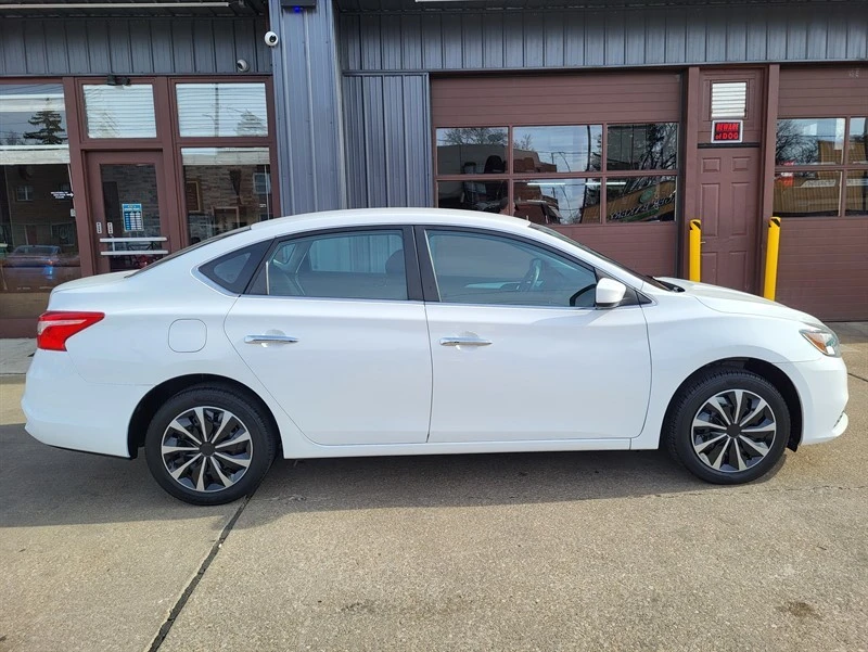 2019 Nissan Sentra 7th Gen - Image 6 of 16