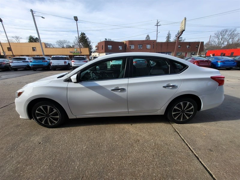 2019 Nissan Sentra 7th Gen - Image 2 of 16