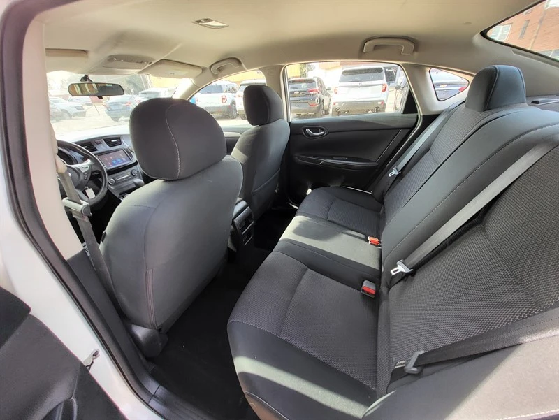 2019 Nissan Sentra 7th Gen - Image 11 of 16