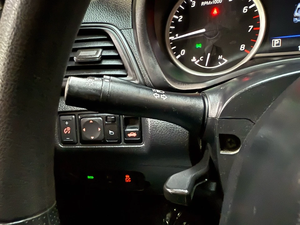2019 Nissan Sentra 7th Gen - Image 16 of 21