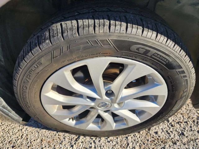 2019 Nissan Sentra 7th Gen - Image 13 of 21