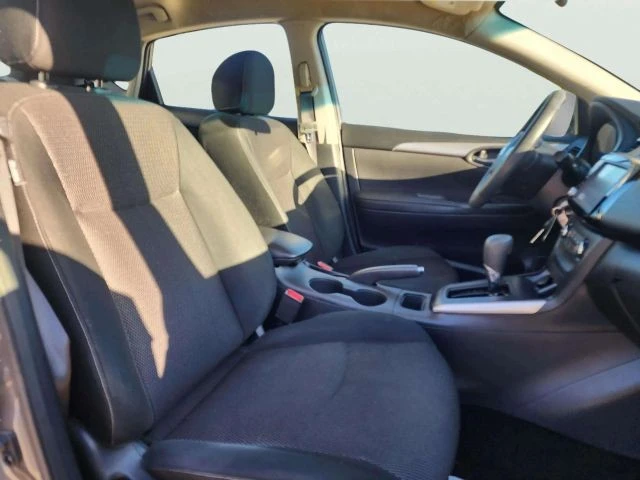 2019 Nissan Sentra 7th Gen - Image 12 of 21