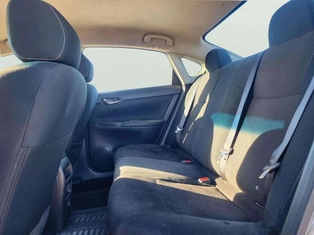2019 Nissan Sentra 7th Gen - Image 10 of 21