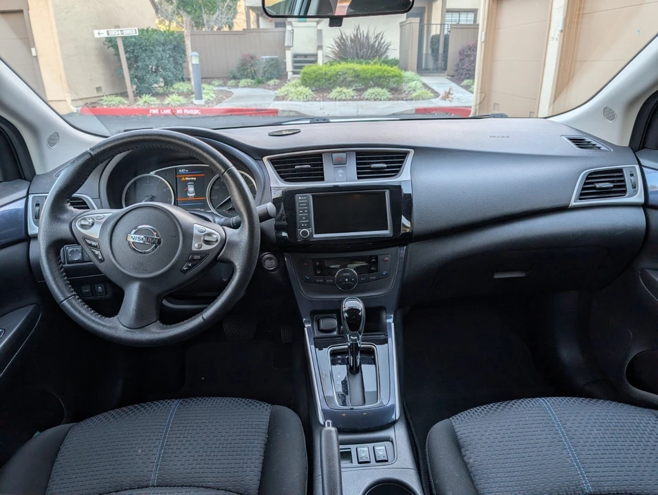 2019 Nissan Sentra 7th Gen - Image 9 of 21